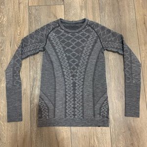 Lululemon long sleeve - grey - size 8